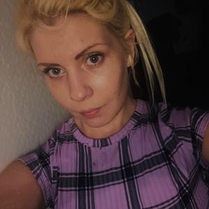 Meet your Posher, Hopethe